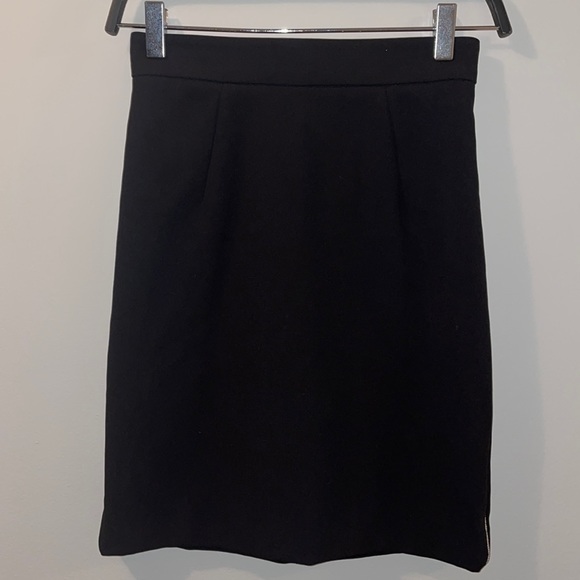 Black mini skirt S - Picture 1 of 4